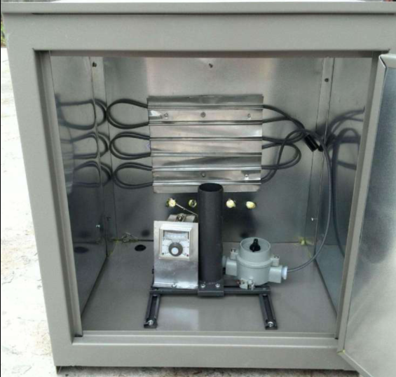 電伴熱儀(yí)表保溫箱