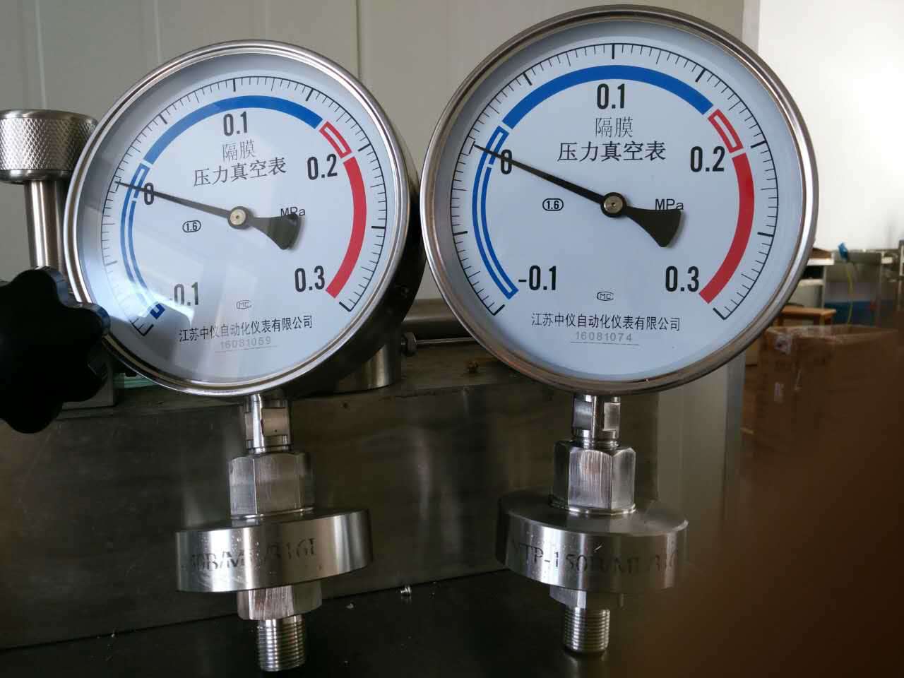 膜片壓(yā)力表選擇(ze)時要注意(yì)什麽